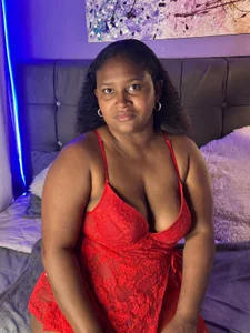 Public od ebony_peyton  5 snímek