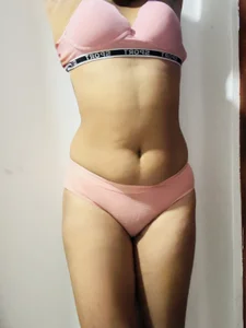 Velantina_x Public Pic 5