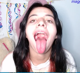 Maggie_Fox3 happy Immagine  9