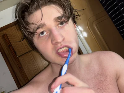 _FuckDaddyAllDay_ Public Pic 6