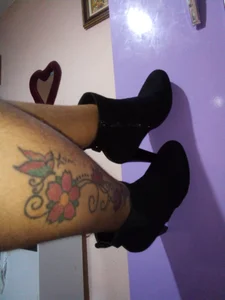 Thas de thasmyni  7 photos