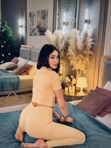 BrendaFlowery 🤭 Gambar 2