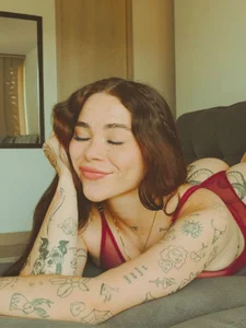 SamanthaaFoxxxのPublicの 3枚の写真