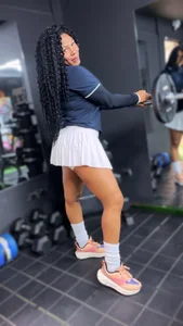 Anabella_London I trained today but I missed the cardio.. 😏 Shall we do it together? 🥵💦💦 Billede 3