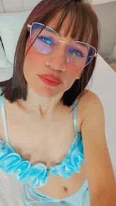 ReyshelSwith Horny😏 Pic