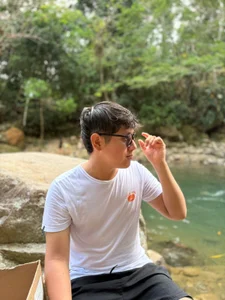 Damian1_ST Public Poză 2