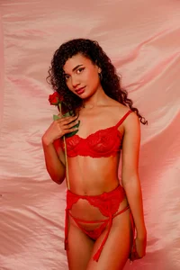 VictoriaDuart a rose Foto 5