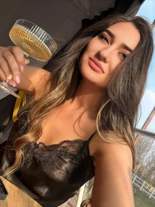 Evalaniss 💋 Poză 2