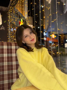 LouiseChavez Dreamy Eyes Pic 3