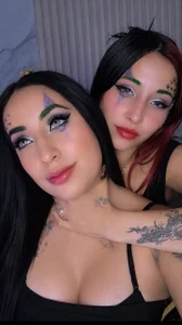 Zoe_Roxane Public Pic 6