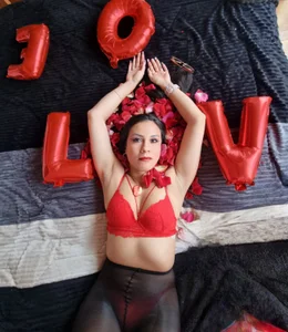 Agata-Moon happy Valentines Day Pic 2