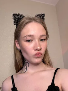 MaireLanda Black bra, wild mood Pic 3