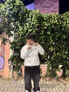 AndrewPherson: 🙃😈 ( 3 фото)