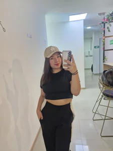 annyaparisSexy图片