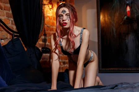 Beatrica_Klein Halloween Pic 2