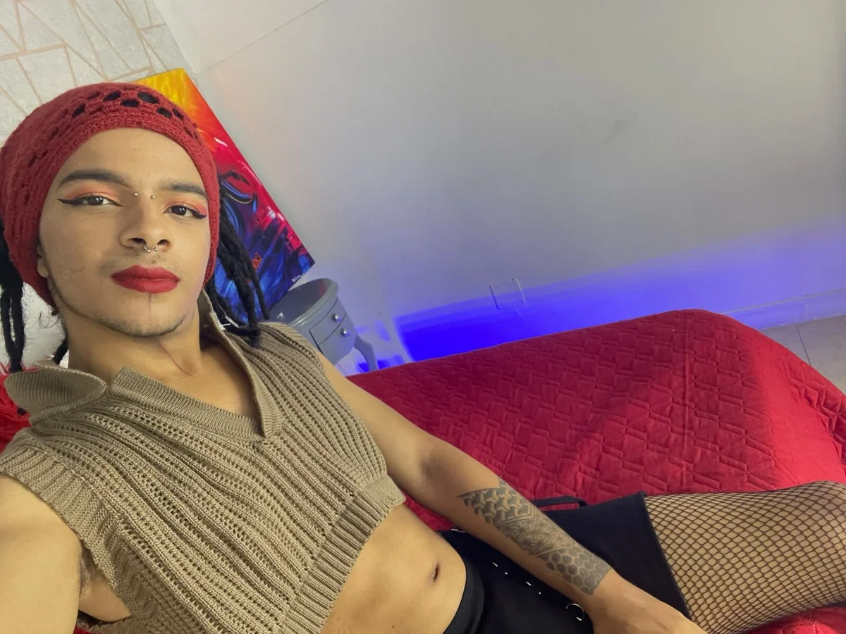 Lucas_jones Poză populară 9415
