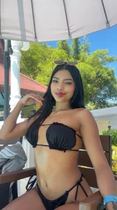 aylin_ross_ a ray of sun Foto
