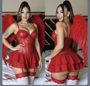 BriannaTS_and_David Red angel♥️ Pic