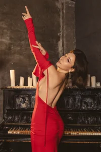 EdenSolis Lady in red Pic 4