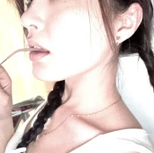 Public de CartiBlue  4 Imagens