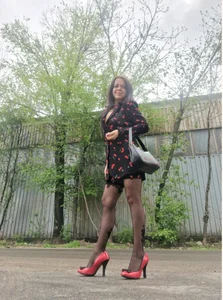 Lissabeta Cherry april Immagine  3