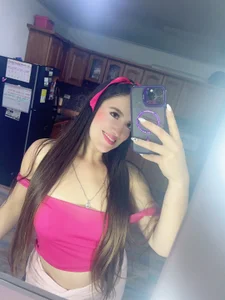 Kaila_Miller Public Immagine  3