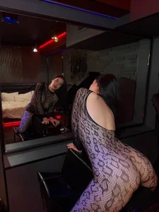NaomiCumcam's XXX Nude Photo 6