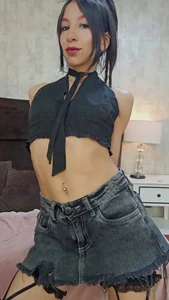 NahomyCarther I am art ... but I am also desire. Pic 2