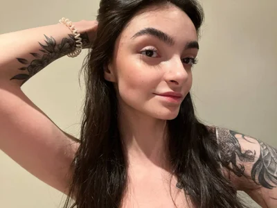 Morena_Dolce Dragon tattoo girl Immagine  3