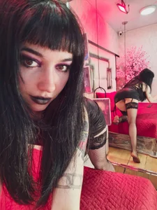 Secrets that Only You Will See 😈🔥 de alixxon1  4 Imagens