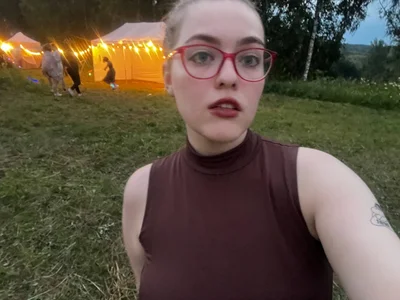 Mersedes_Rosso Public Pic 5