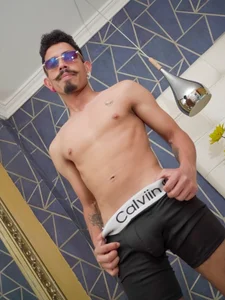 sensual boy de NoaahTylor  photos