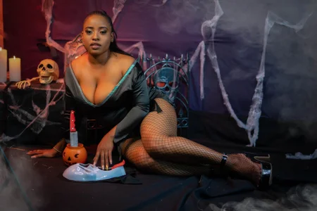 HellenJohanssonHALLOWEEN 2022 Bild 3