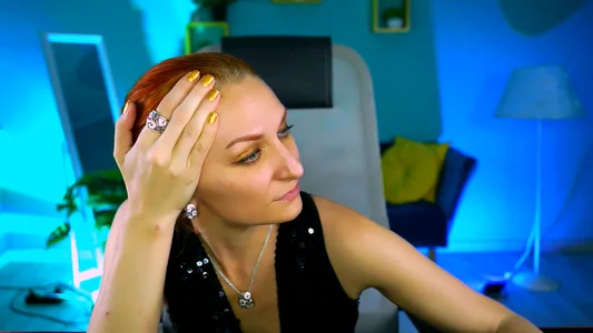 😉 od DianaTorrens  3 snímek