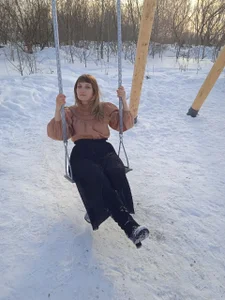 Miss_Elsa_ Public Hình 9