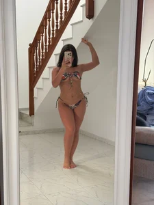 cute_carly_ Bikini 🍒 Pic