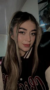 babesamantaのJust me being cute❤️の 3枚の写真