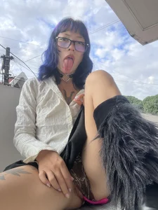 Namii_cute Moaning on the balcony Pic 3