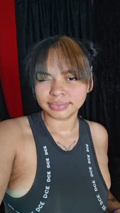 Public od ailyn_castrocm101  3 snímek