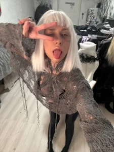 KizzieSherbert Gray Gamora 😉 Pic 7