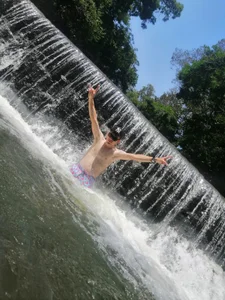 themaykiin18のrestingの 4枚の写真