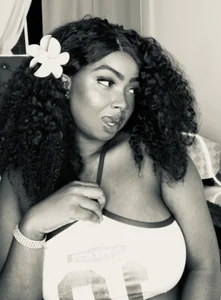 Brittanyjhons_のGalaxies 💎🫦の 3枚の写真