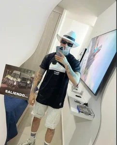 gerrard_white Public slika 2