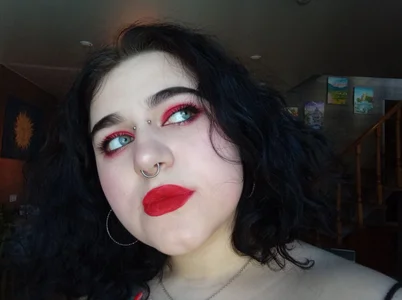 Margo_Demash Public Pic 7