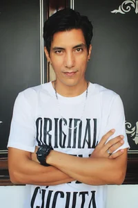 Edward_Vlad Model 001 Foto 4