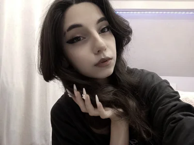 KizzieSchronce Public Pic 4