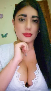 Amina--789 Get to know me a little. Pic 2