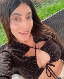 ElectraPink_ Public Pic 5