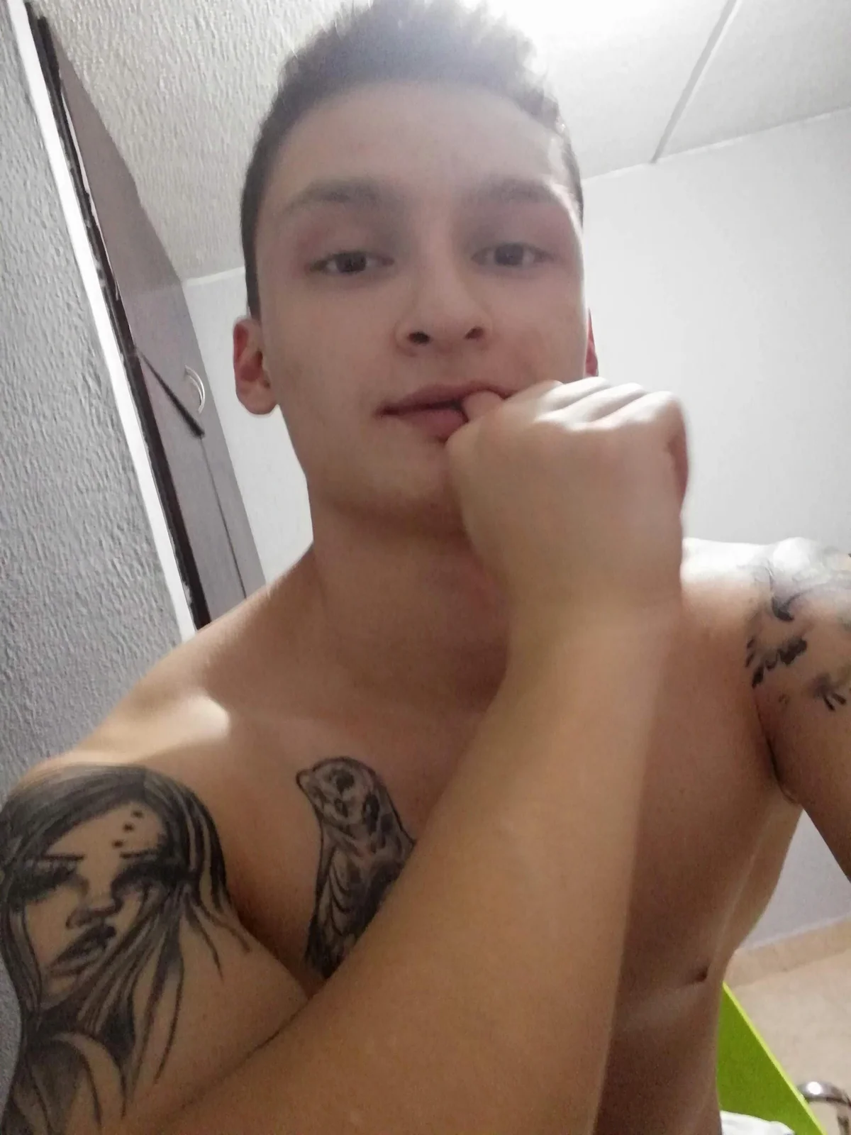 DIEGO_JONES Poză populară 9224