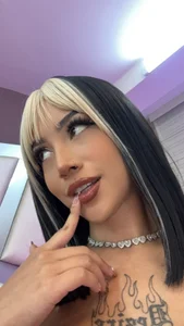 MadissonRey 🤍New Look⭐ Pic 3